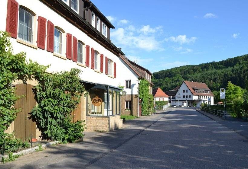 ペンション Die Krone Am Fluss   Landhotel Sindringen