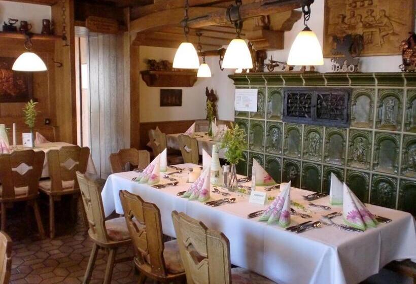 Pensão & Gästehaus Krone