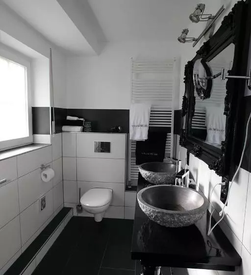 Villa Adelees Boutique