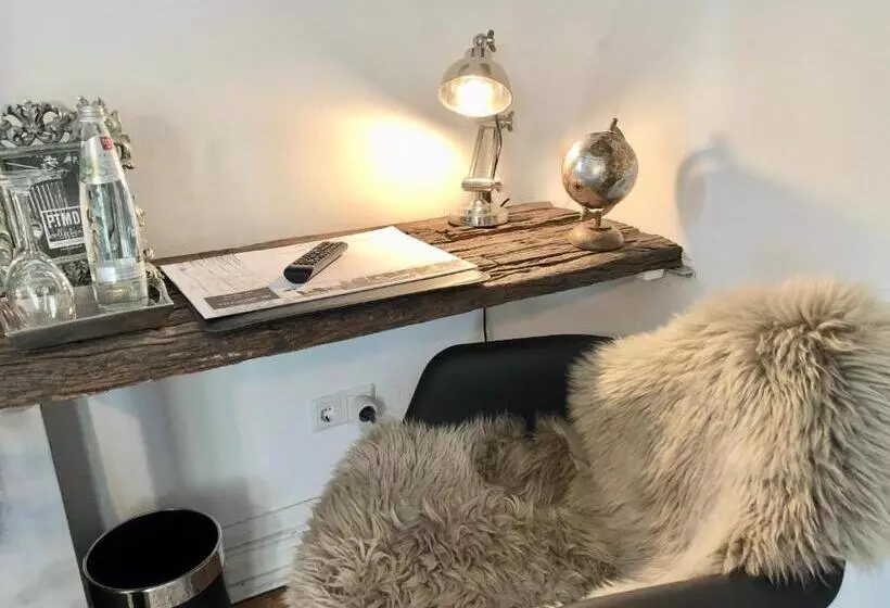 Villa Adelees Boutique