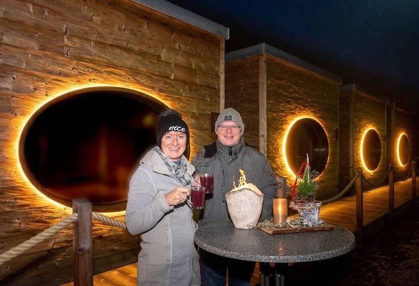 Zur Post Kümmersbruck Hotel & Tiny Houses