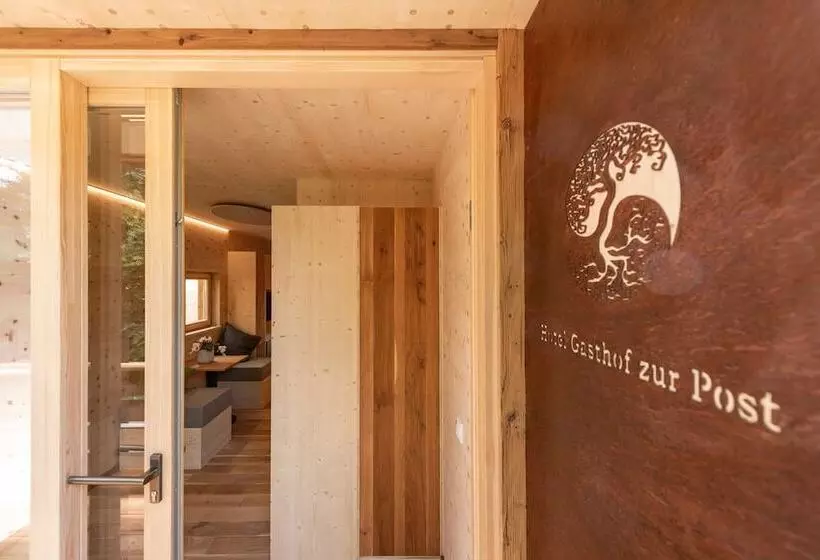 Zur Post Kümmersbruck Hotel & Tiny Houses
