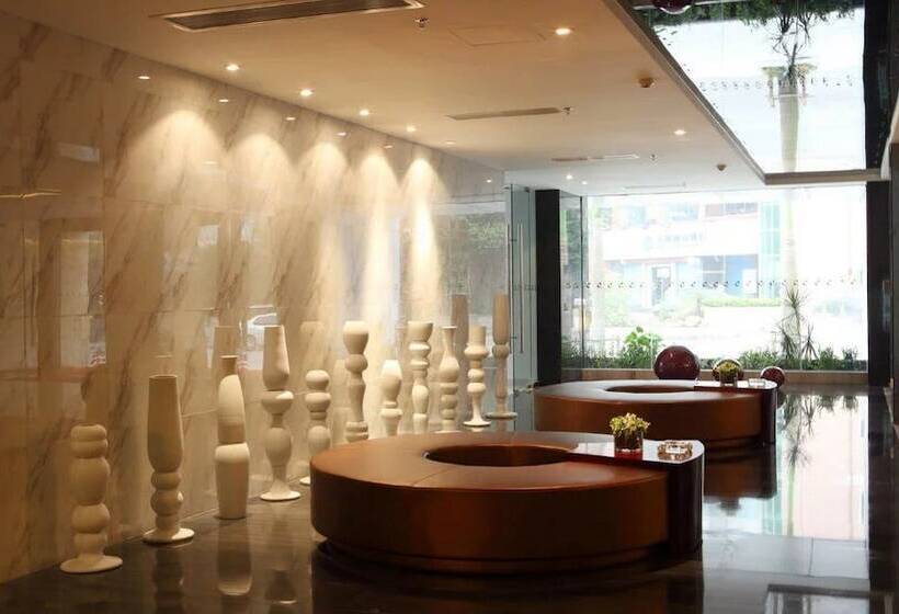 בית מלון כפרי Downtown