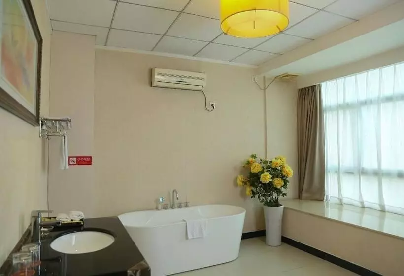 בית מלון כפרי Global Business