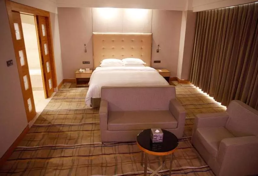 Отель Zhongshan Lighting Era