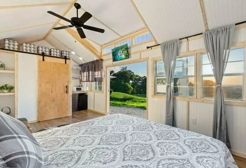 Chasing Views Tiny House