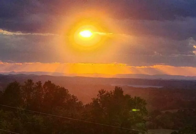 Chasing Views Tiny House
