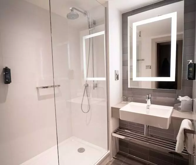Clayton Hotel Glasgow City