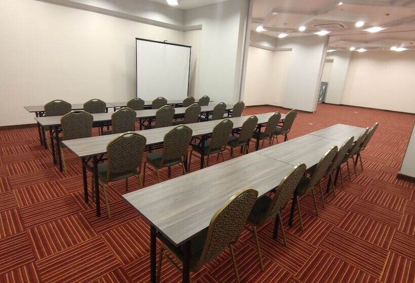 Agogo Downtown Hotel Surabaya