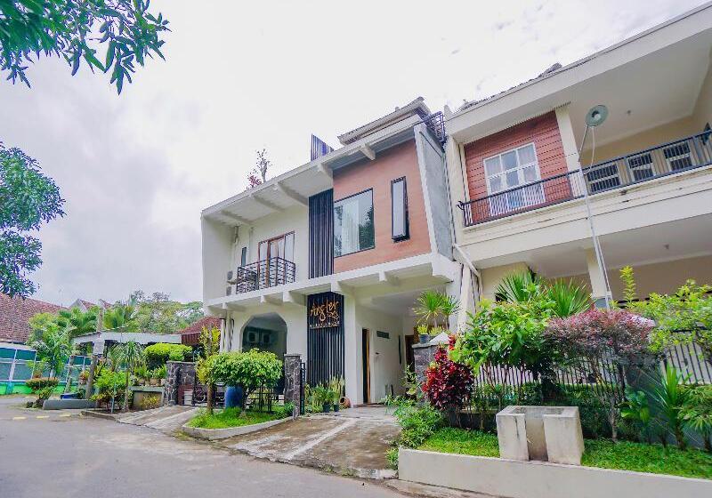 בית מלון כפרי Angler Guest House