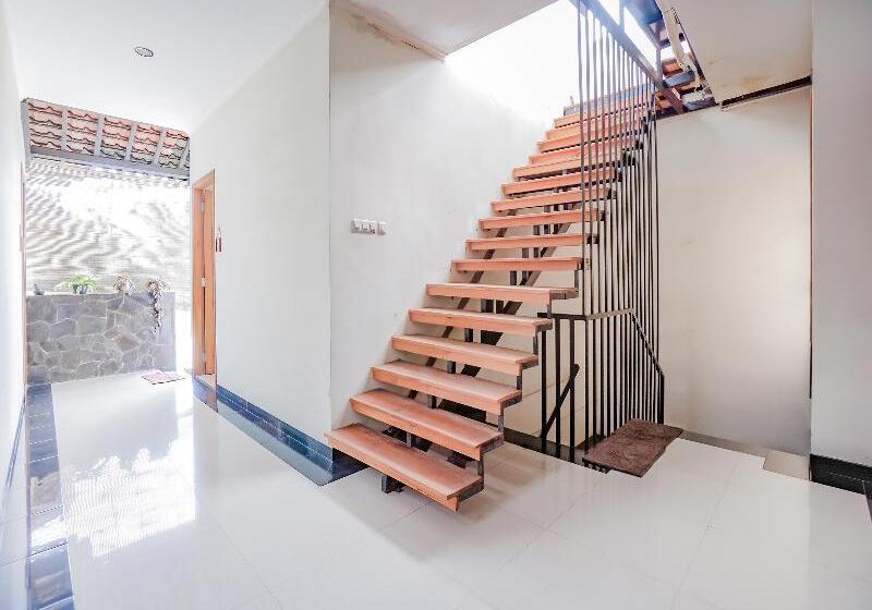 בית מלון כפרי Angler Guest House