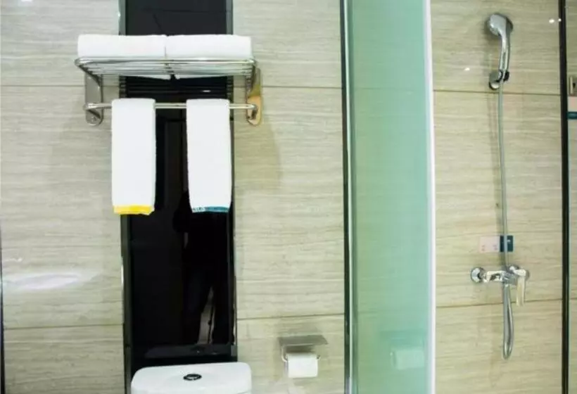 Hotelli City Comfort Inn Jingzhou Railway Station Fantawild