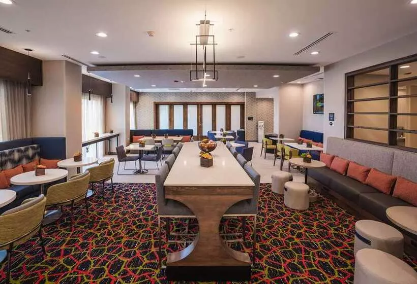 Hotelli Hampton Inn By Hilton Huntley Chicago