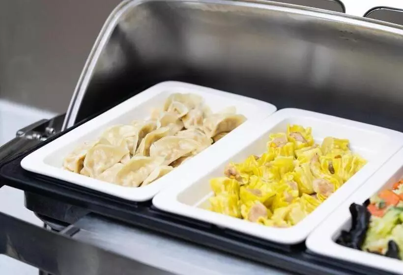 Hanting Hotel Shaoguan Xihe Bus Station