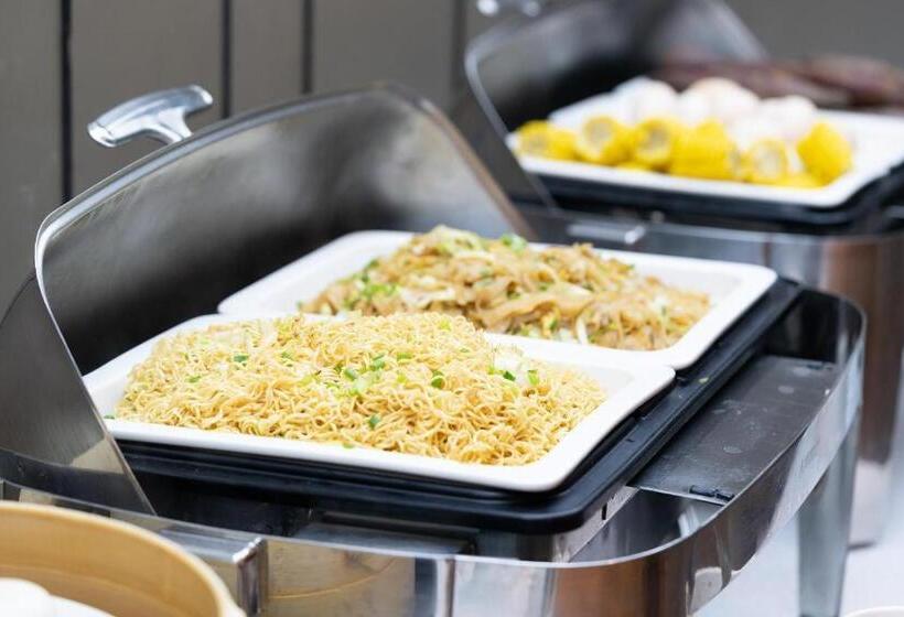 Hanting Hotel Shaoguan Xihe Bus Station