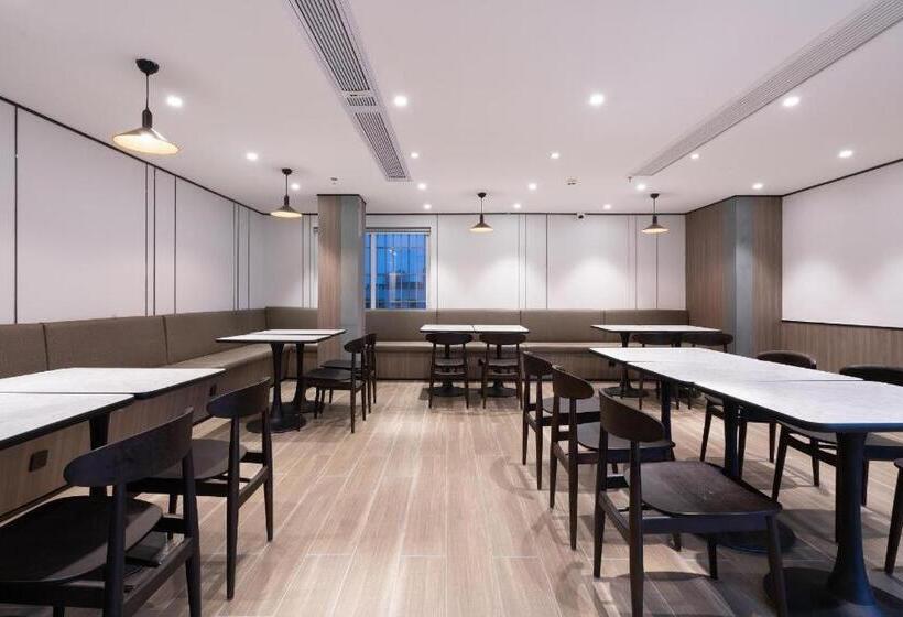 Hanting Hotel Shaoguan Xihe Bus Station