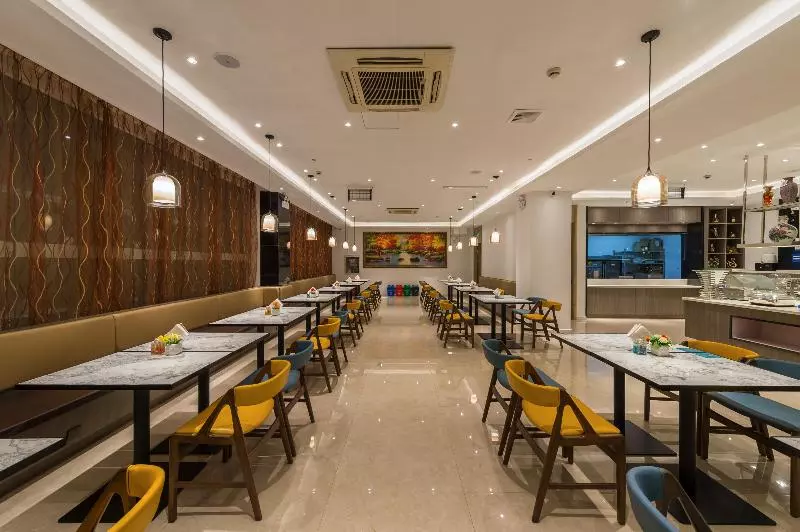 Hotelli Hanting  Haining Haichang Road Railway Station