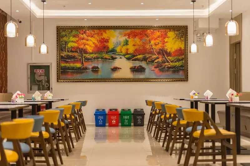 Hotelli Hanting  Haining Haichang Road Railway Station