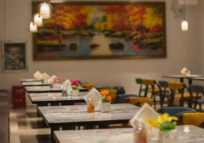 Hotelli Hanting  Haining Haichang Road Railway Station