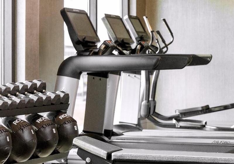 호텔 Holiday Inn Express Auckland City Centre By Ihg