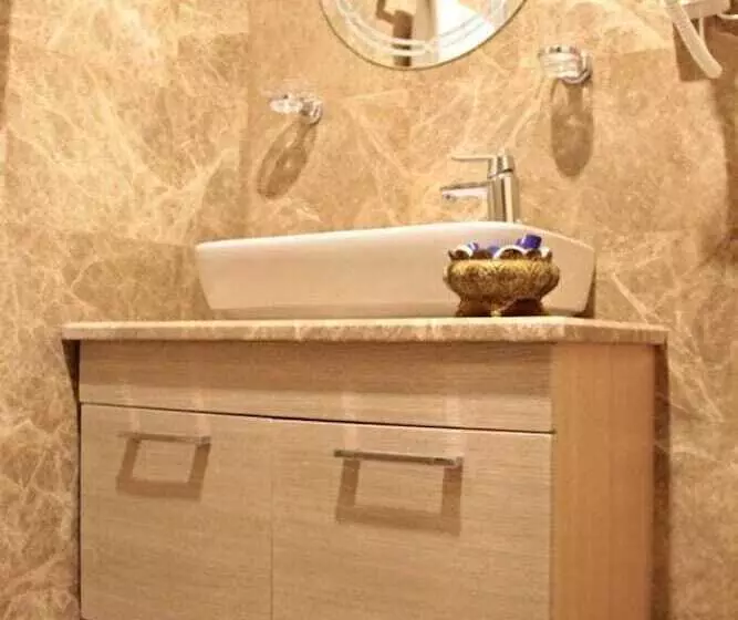 ホテル Kasr ı Sercehan