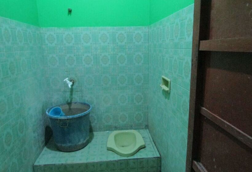 호텔 Losmen Kinasih Puncak & Gazebo Pandang