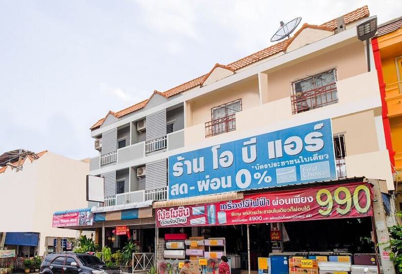 Hotel Oyo 1006 F.o Room