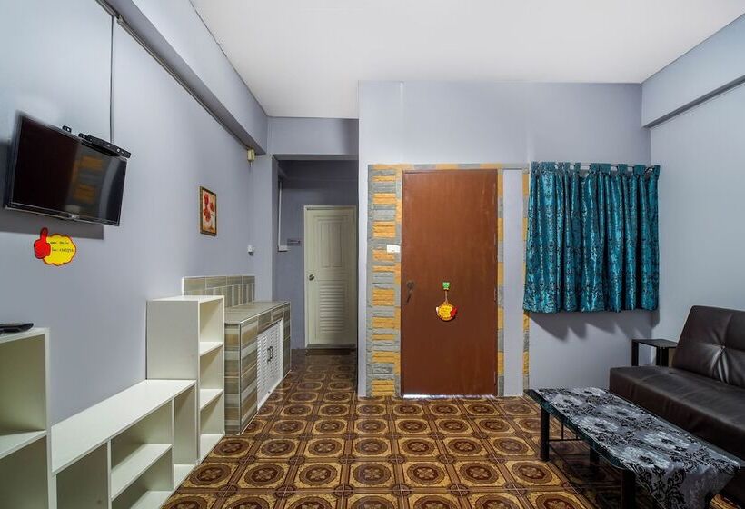 Hotel Oyo 1006 F.o Room