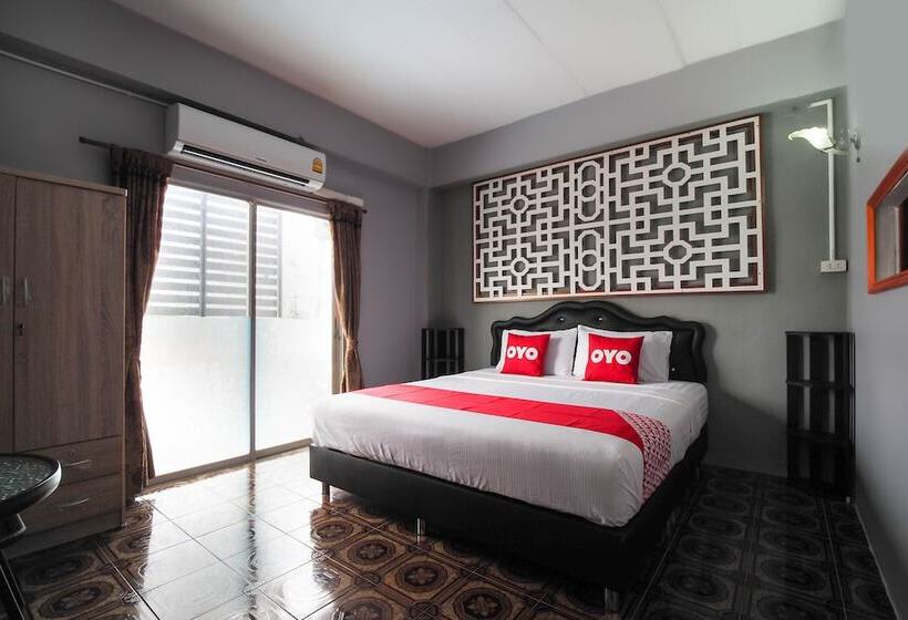 Hotel Oyo 1006 F.o Room