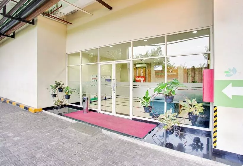 Hotelli Oyo 3194 Margonda Executive