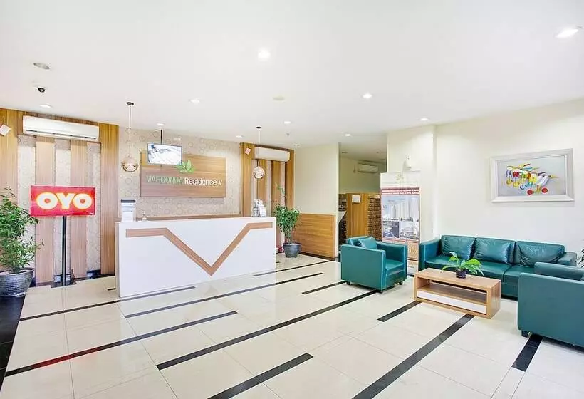 Hotelli Oyo 3194 Margonda Executive