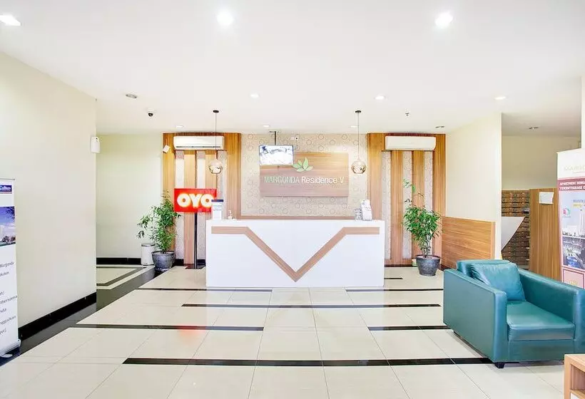 Hotelli Oyo 3194 Margonda Executive