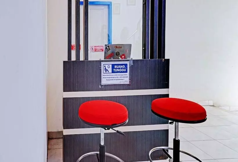 ホテル Oyo 90260 Bumi Merpati Residence