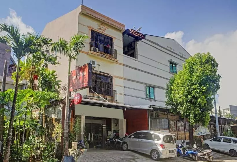 ホテル Oyo 90260 Bumi Merpati Residence