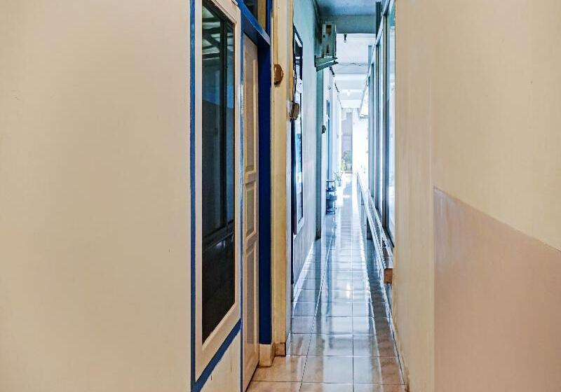 בית מלון כפרי Oyo 90260 Bumi Merpati Residence