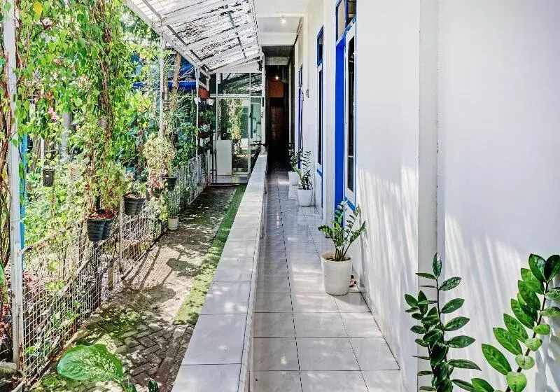 ホテル Oyo 90260 Bumi Merpati Residence