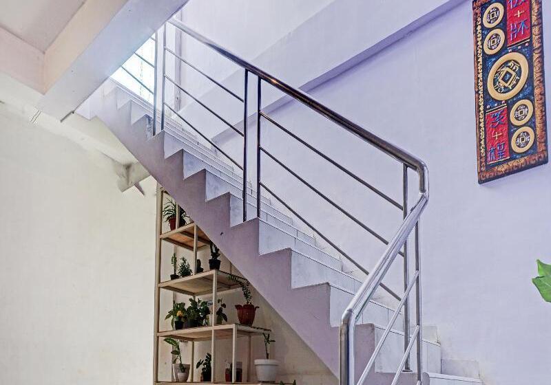 בית מלון כפרי Oyo 90260 Bumi Merpati Residence