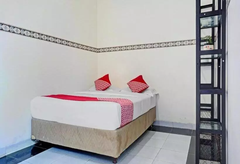 ホテル Oyo 90260 Bumi Merpati Residence