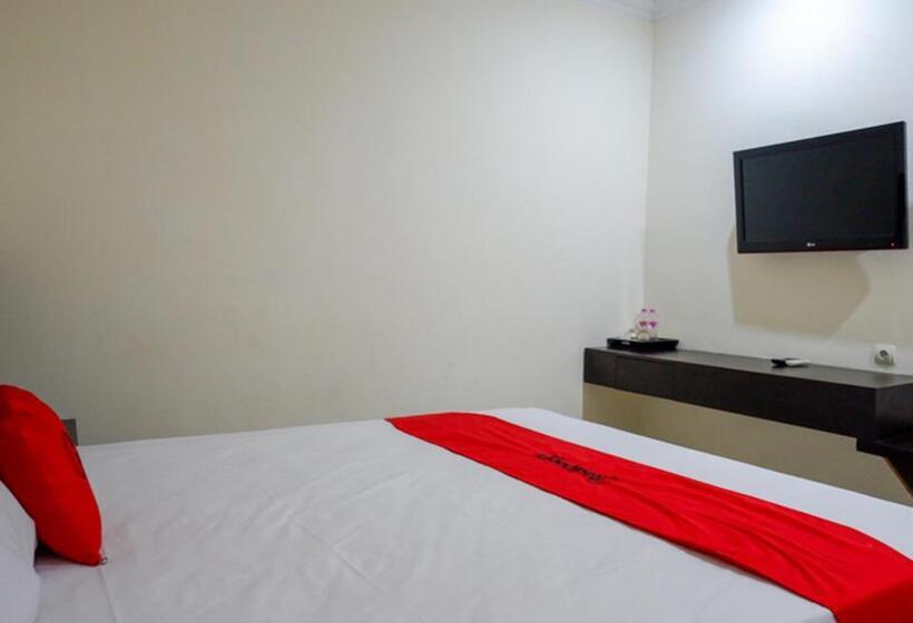 Reddoorz Plus @ Hotel Asih Uny