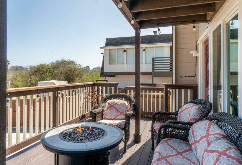 Ocean View Fun Deck Steps To Sandy Beach