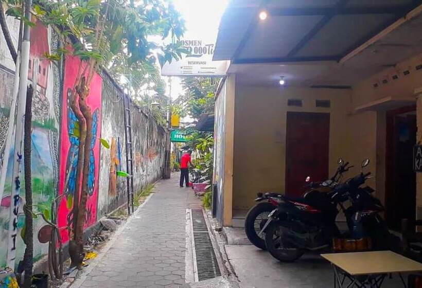 پانسیون Losmen 2000 Tiga