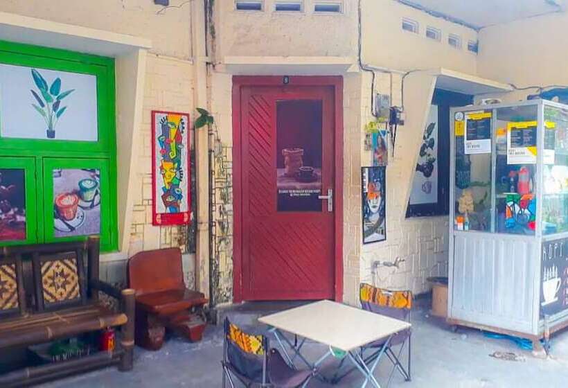 پانسیون Losmen 2000 Tiga