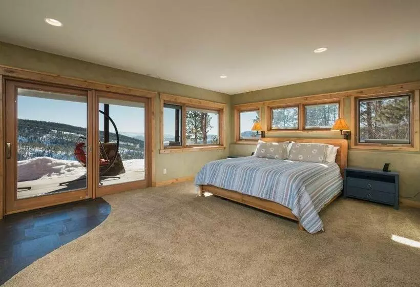 1234 Skyline Bayfield