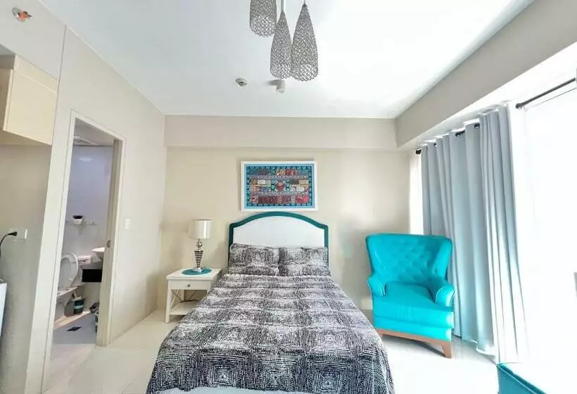 Condo Across Manila Airport Near Resorts World With Wifi