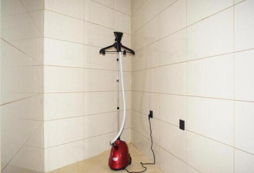 בית מלון כפרי City Comfort Inn Chendu Police Officer College Metro Station