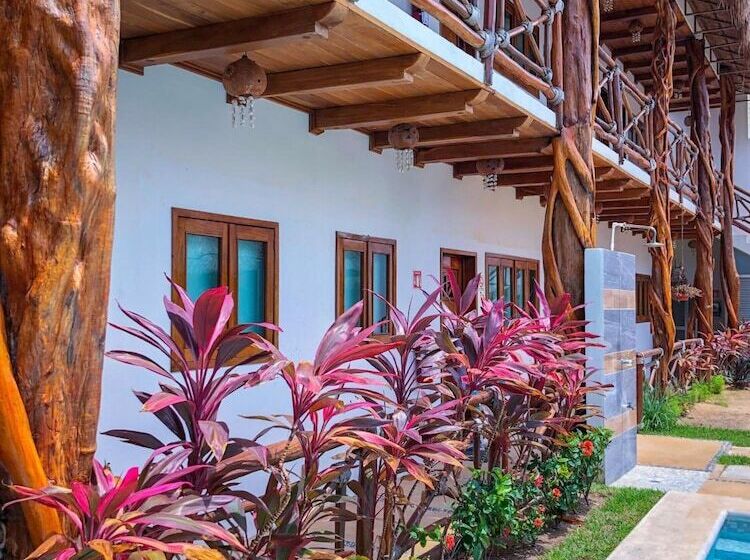 Hotel Hacienda Dos Ojos