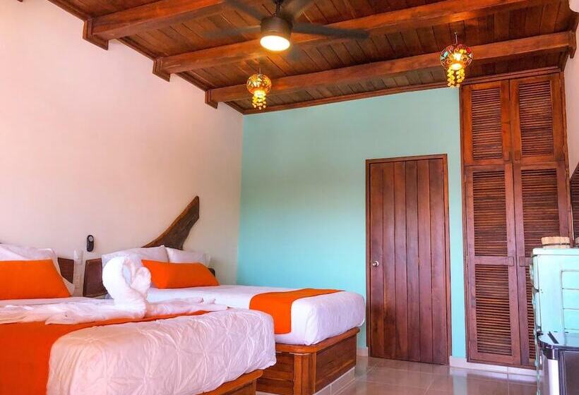 Hotel Hacienda Dos Ojos