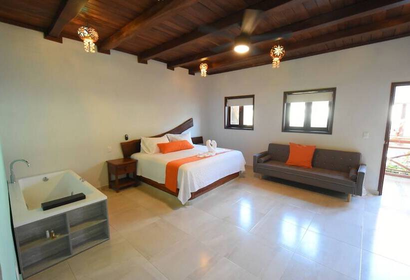 Hotel Hacienda Dos Ojos