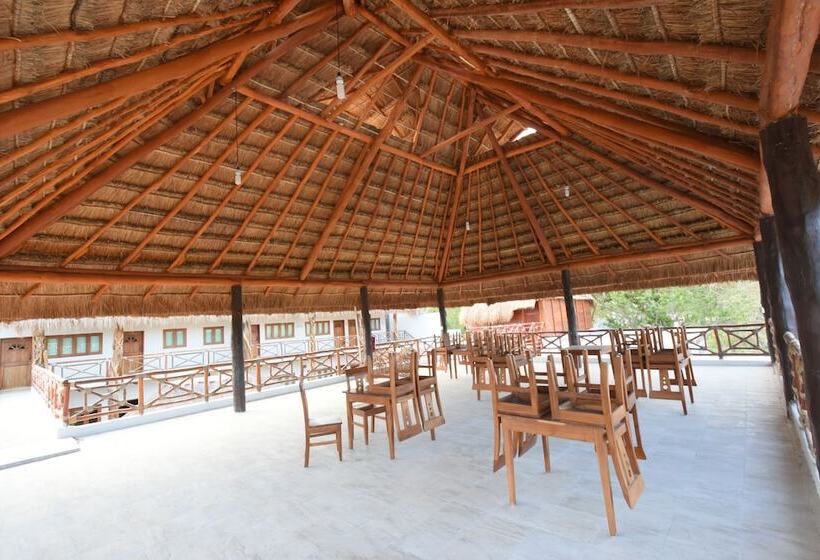 Hotel Hacienda Dos Ojos