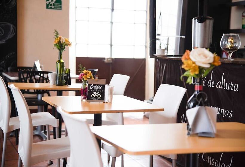 هتل Rincón Poblano